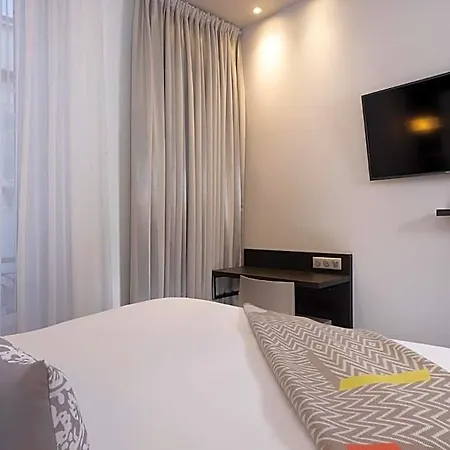 66 Hotell 4*
