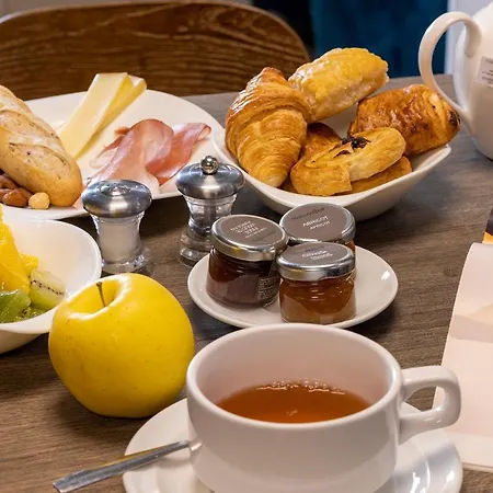 Отель 66 Ницца