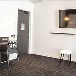 尼斯66号酒店 4* 尼斯